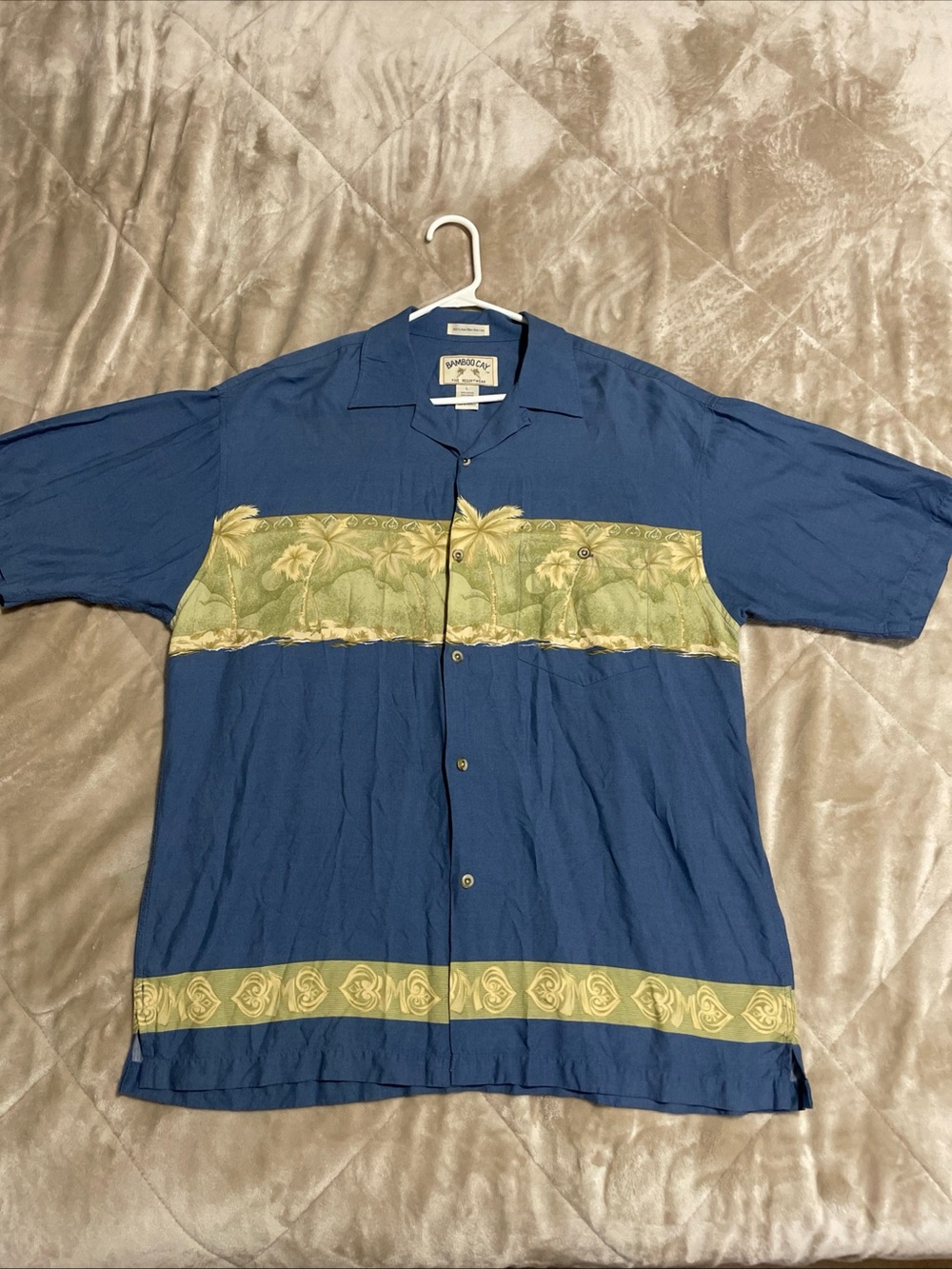 BAMBOO Blue Short-Sleeve Button-Down Shirt with Olive Band
